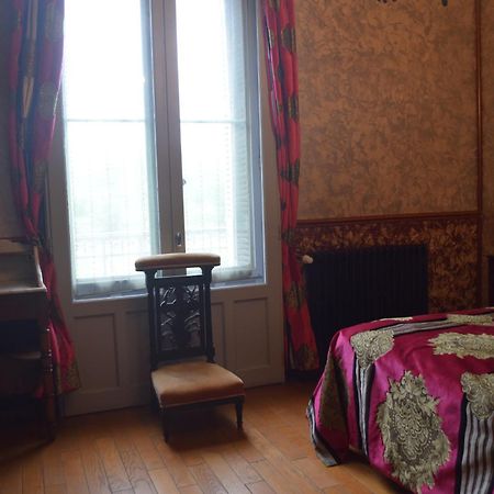 Lit En Loire Bed & Breakfast Saint-Cyr-sur-Loire Dış mekan fotoğraf